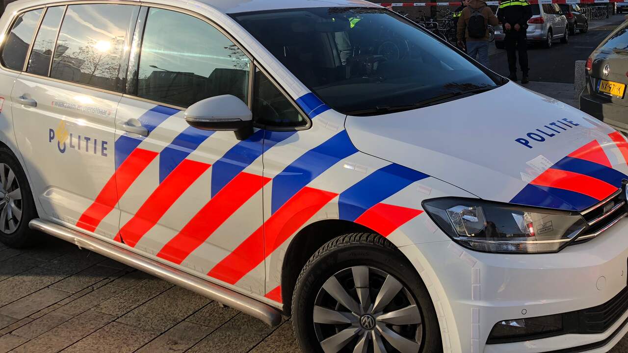 Politieauto's geramd tijdens achtervolging in Lottum