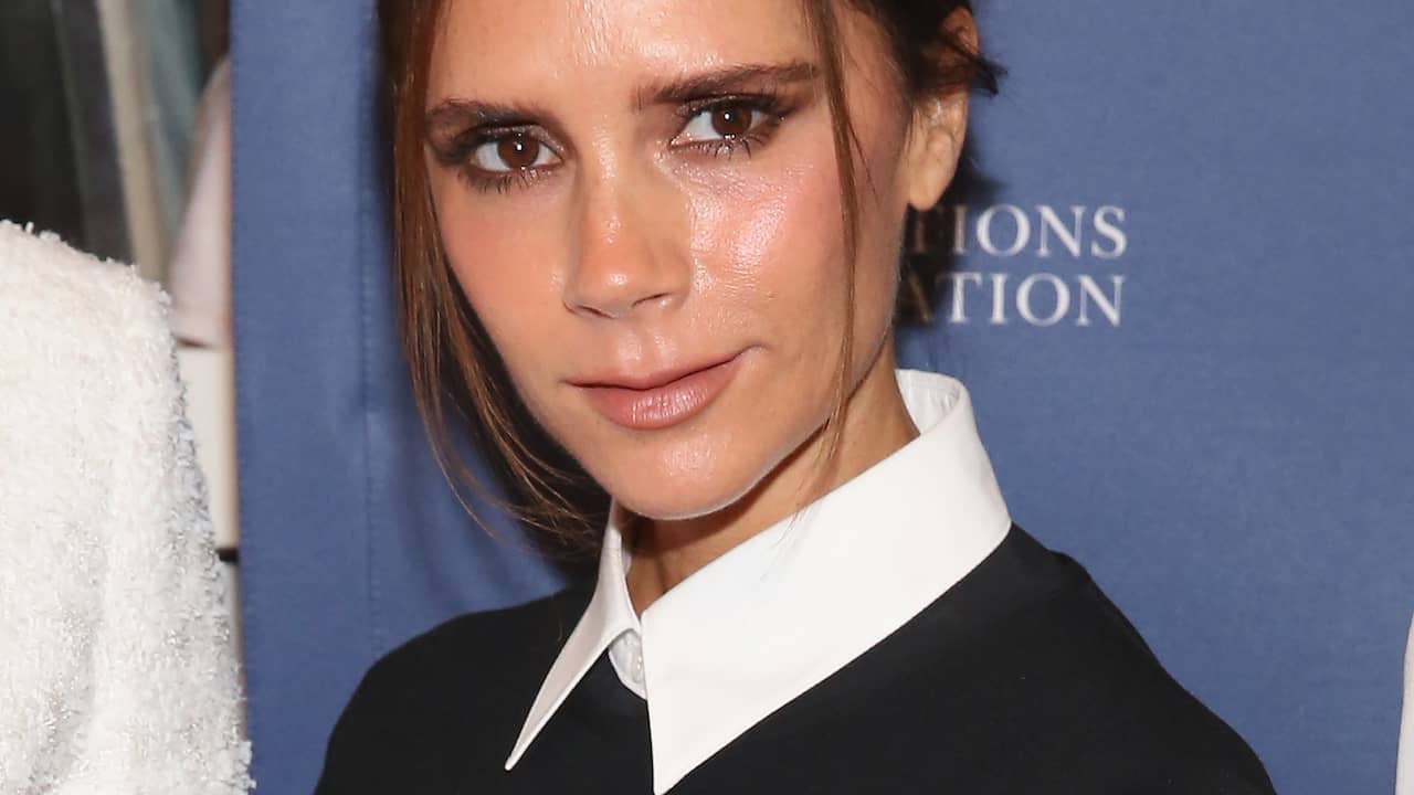 Victoria Beckham en Schone Schijn-actrice Patricia Routledge krijgen ...