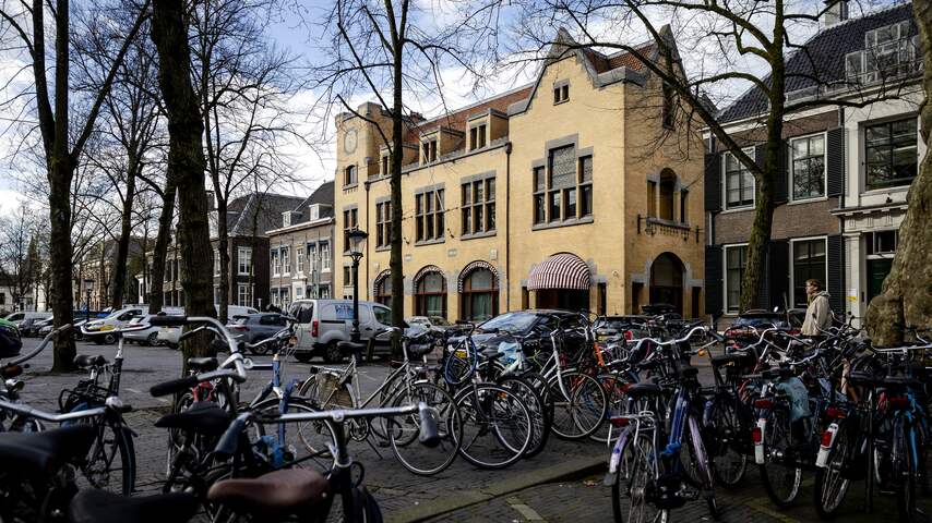 Foto bij Rechtbankmedewerker blijkt familie van slachtoffer: bangalijstzaak verplaatst