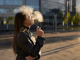 Kabinet grijpt in tegen illegale vapehandel, probleem veel groter dan gedacht