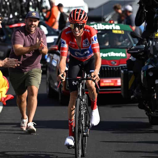 Illustratie bij: Live Vuelta | Mas verdedigt leiderstrui in bergetappe, bekijk hier de tijdsverschillen