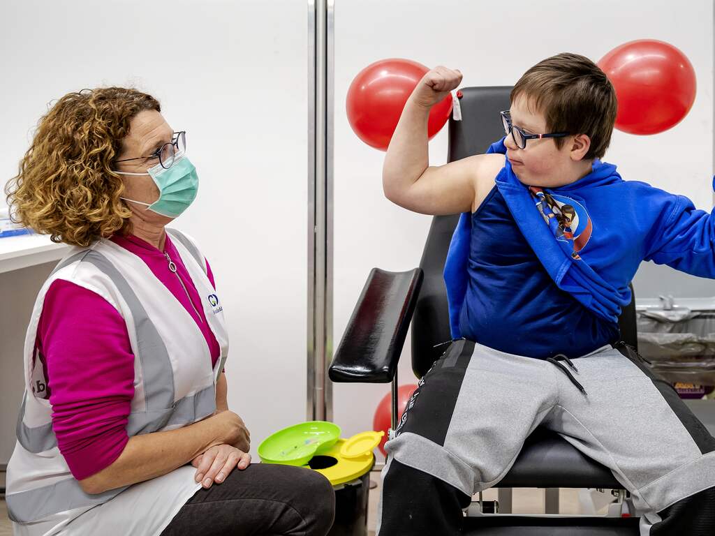 Wie nu nog een coronavaccin wil, moet goed zoeken naar een priklocatie
