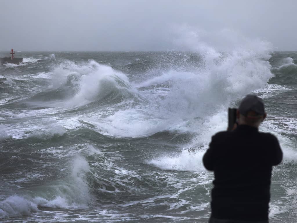 Lees hier alles terug over storm Benjamin, de derde herfststorm van het ...