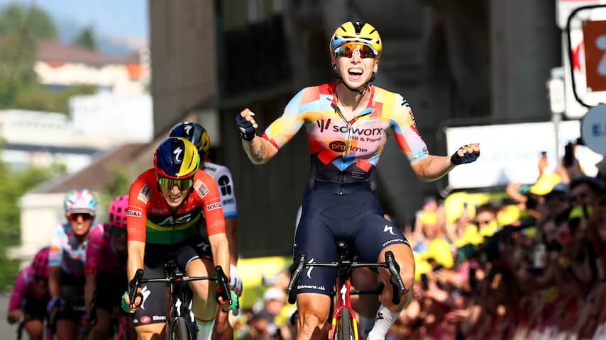Lorena Wiebes wint openingsrit Tour de France Femmes en pakt eerste gele trui