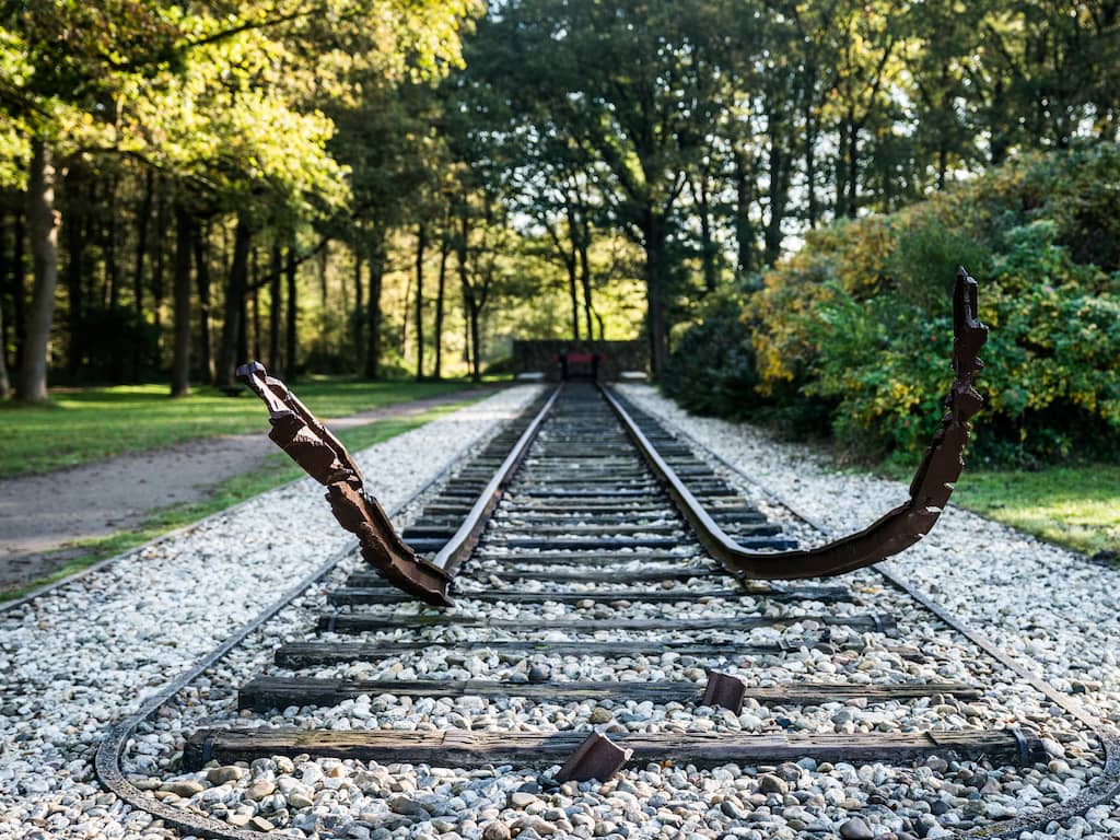 Kamer wil Herinneringscentrum Kamp Westerbork steunen met 200.000 euro