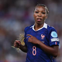 Club van Van de Donk maakt van Franse international duurste voetbalster ooit
