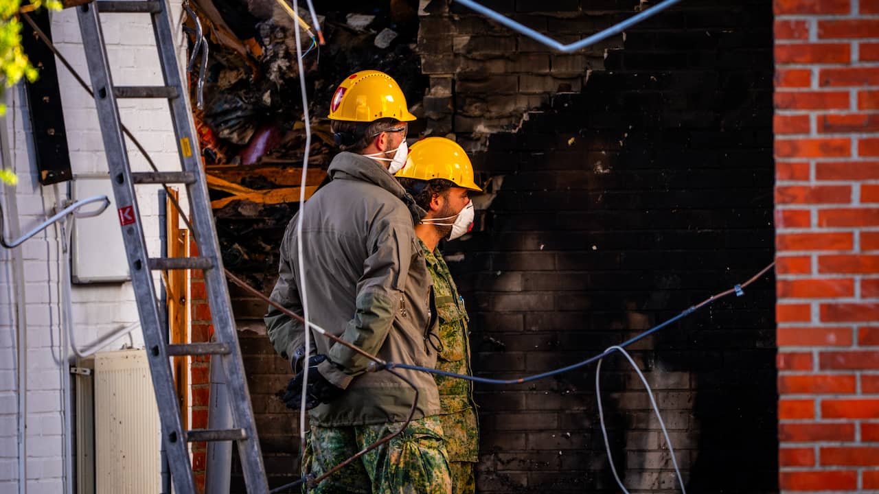 Zoeken naar mensen onder puin flat Amsterdam gestopt, niemand meer gevonden