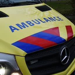 Meerdere gewonden bij ernstig ongeluk met touringcar en bestelbus op A28