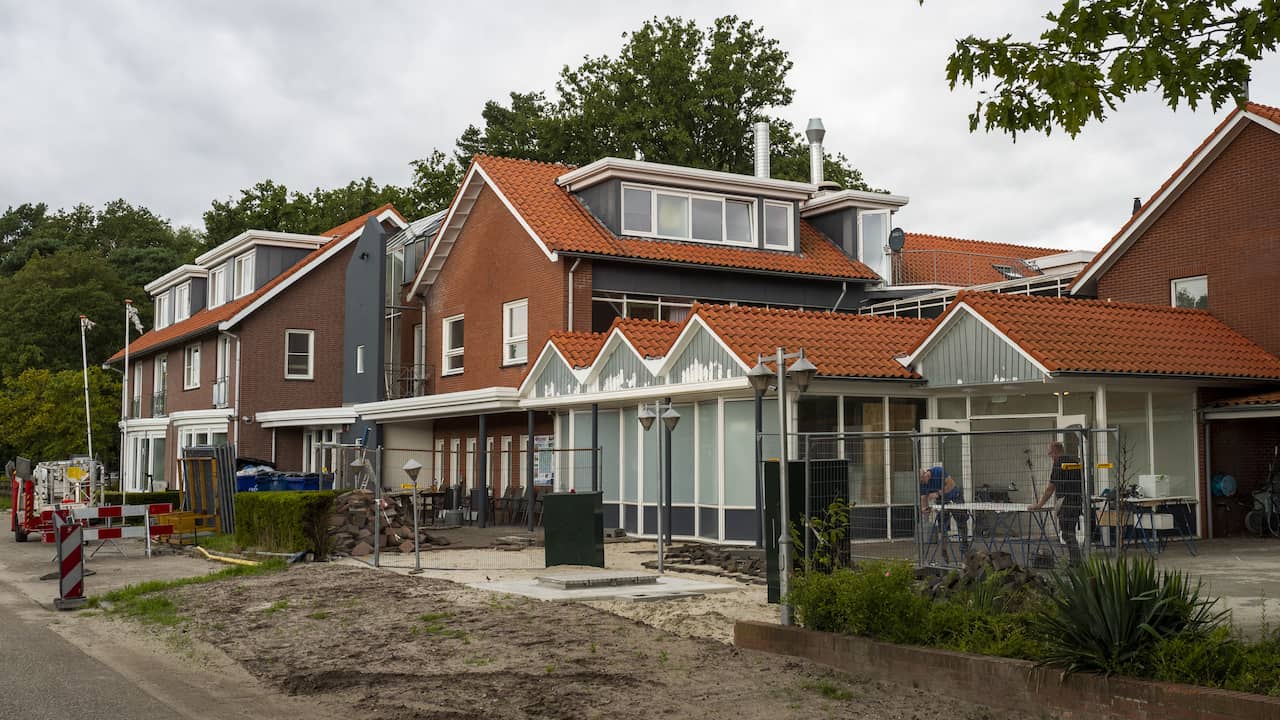 Asielhotel in Albergen beschoten vanuit rijdende auto