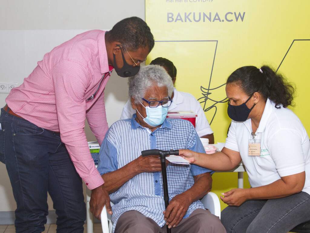 Curaçao ontvangt Nederlandse hulp vanwege zware coronagolf