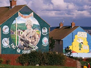 Zo beëindigde het Goedevrijdagakkoord 25 jaar geleden de Noord-Ierse Troubles