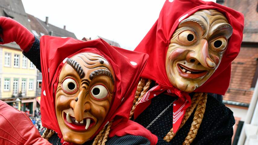 Unesco haalt carnavalsfeest van Aalst van Werelderfgoedlijst | Boek ...