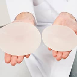 60.000 mensen eisen compensatie voor implantaten die tot kanker kunnen leiden