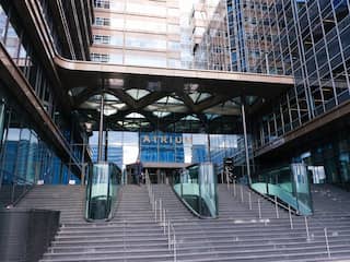 Groep achter aanval op synagoge en Joodse school eist ook explosie Zuidas op