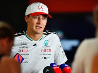 Russell denkt niet meer aan F1-titel: 'Realistisch gezien doe ik niet mee'
