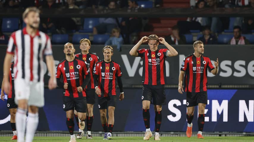 Excelsior passeert Ajax na eenvoudige zege op Willem II en debutant Vilhena