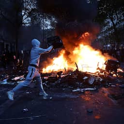 1.200 arrestaties na Franse rellen, Macron wil ‘blok vormen tegen chaos'