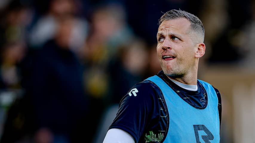 Pasgeboren Dochtertje Van NAC speler Mats Seuntjens Overleden Voetbal pasgeboren-dochtertje-van-nac-speler-mats-seuntjens-overleden-voetbal