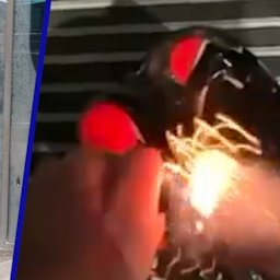 Video | Ongeverifieerde beelden tonen afsteken van explosief op Zuidas