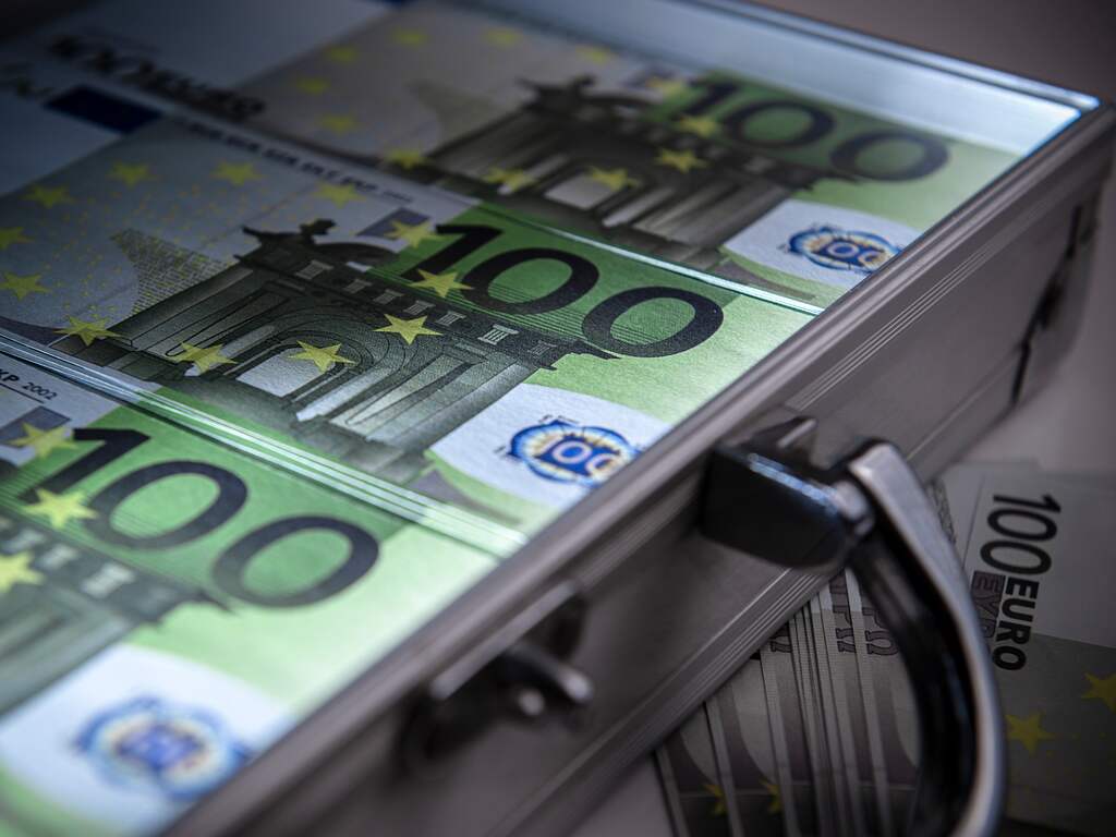 Forse celstraffen geëist tegen koeriers van 'Griekse bankier van de onderwereld'