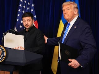 Zelensky teleurgesteld in Trump: 'Pijnlijk dat hij niet onze kant kiest'