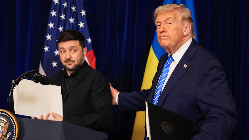 Zelensky teleurgesteld in Trump: 'Pijnlijk dat hij niet onze kant kiest'