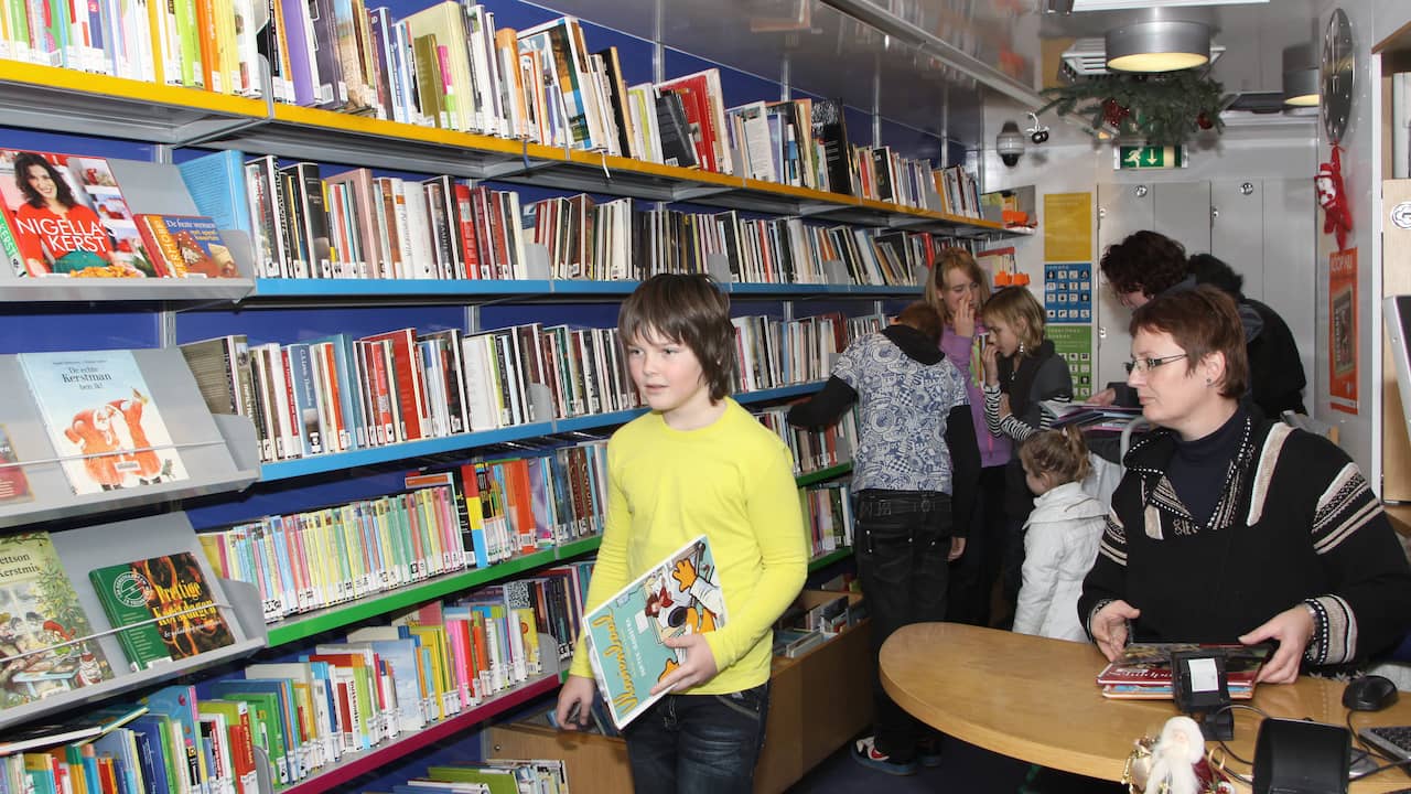 Nieuwe haltes voor biblioservicebus in Borsele