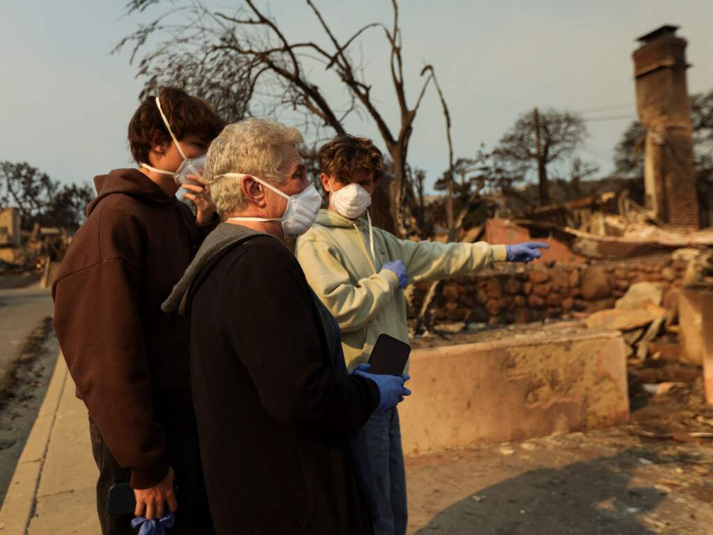 Los Angeles roept gezondheidscrisis uit vanwege slechte luchtkwaliteit door brand