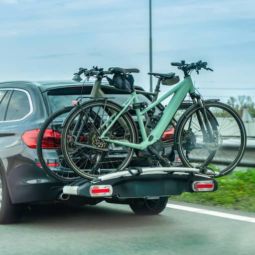 Illustratie bij: Duurdere benzine duwt reiziger niet snel op de fiets: 'Kwestie van gewoonte'