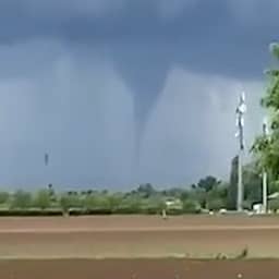 Video | Omstanders filmen razende tornado in noorden van Italië