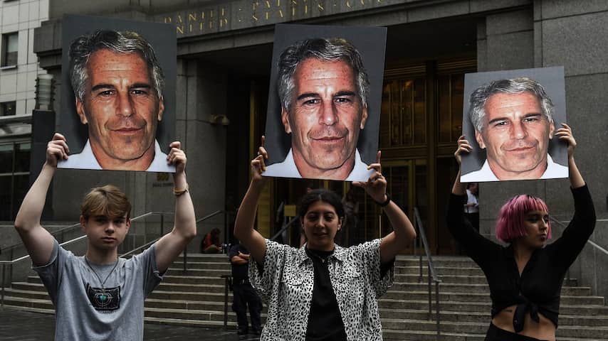 Oezbeeks model zegt dat Epstein haar jaren heeft misbruikt tijdens celstraf