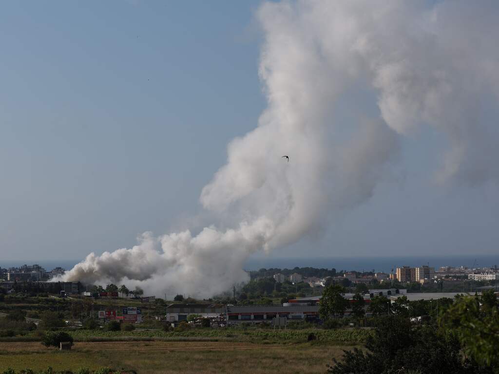 160.000 mensen rond Barcelona moesten uren binnenblijven vanwege gifwolk