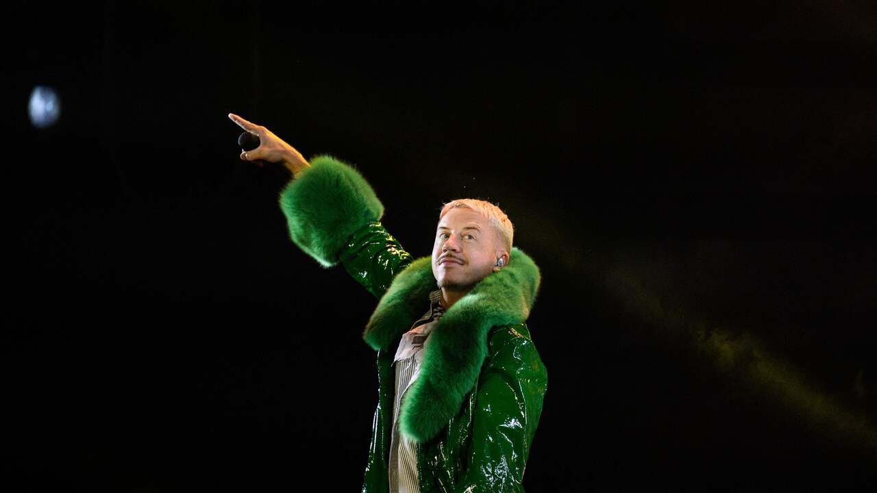 Foto bij Macklemore kondigt Free-Palestine-tour aan na ophef rond tour met Ed Sheeran