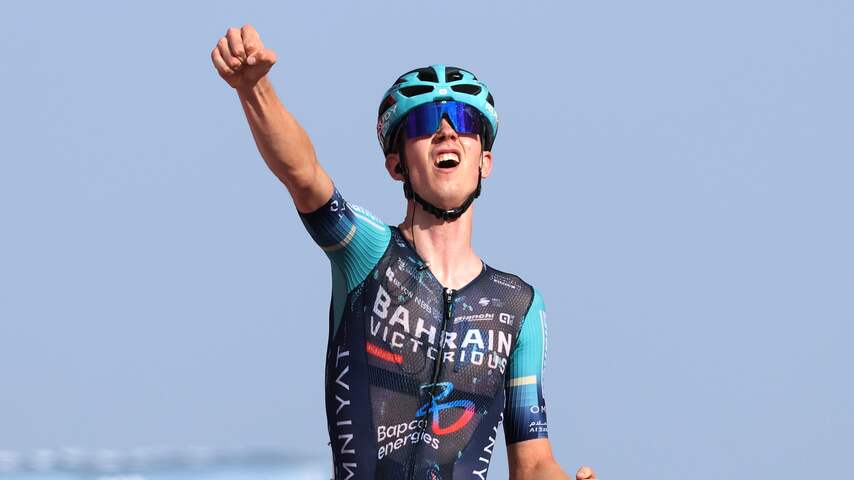 Jongste Vuelta-renner Omrzel (20) wint bergrit, leider Mas doet goede zaken