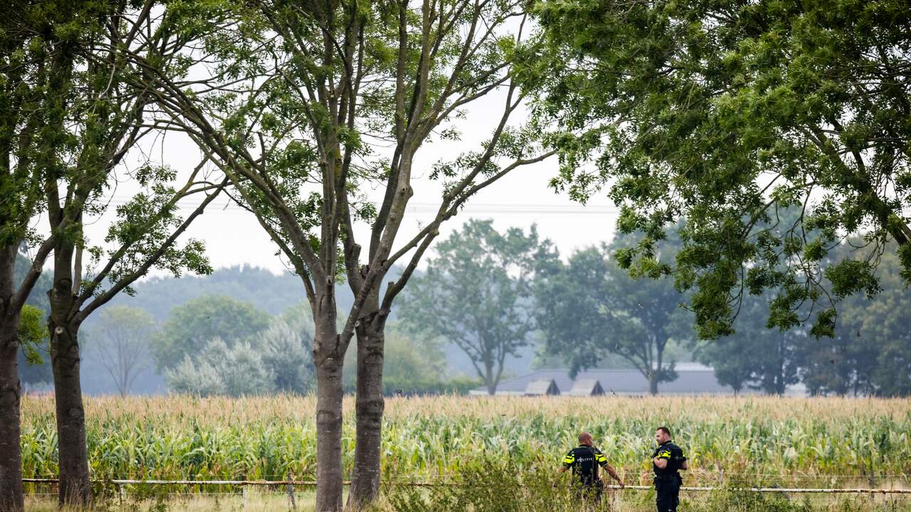 Foto bij Maisveld bij Overasselt gehakseld zodat politie omgeving beter kan doorzoeken