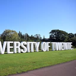 Universiteit Twente schrapt cum laude door ongelijkheid, vrouwen waren de dupe