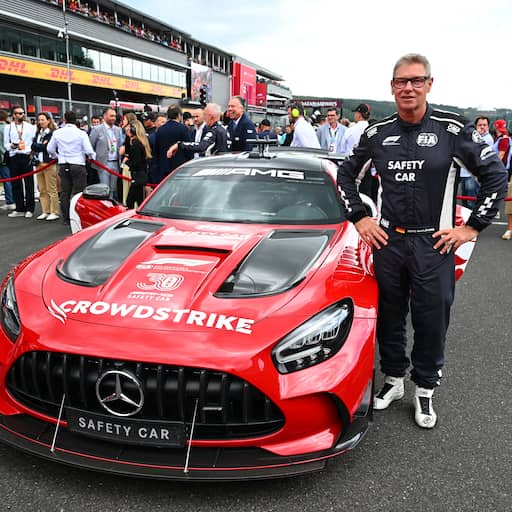 Illustratie bij: Safetycarcoureur Bernd Mayländer: 'Voor een F1-coureur ben ik altijd te traag'
