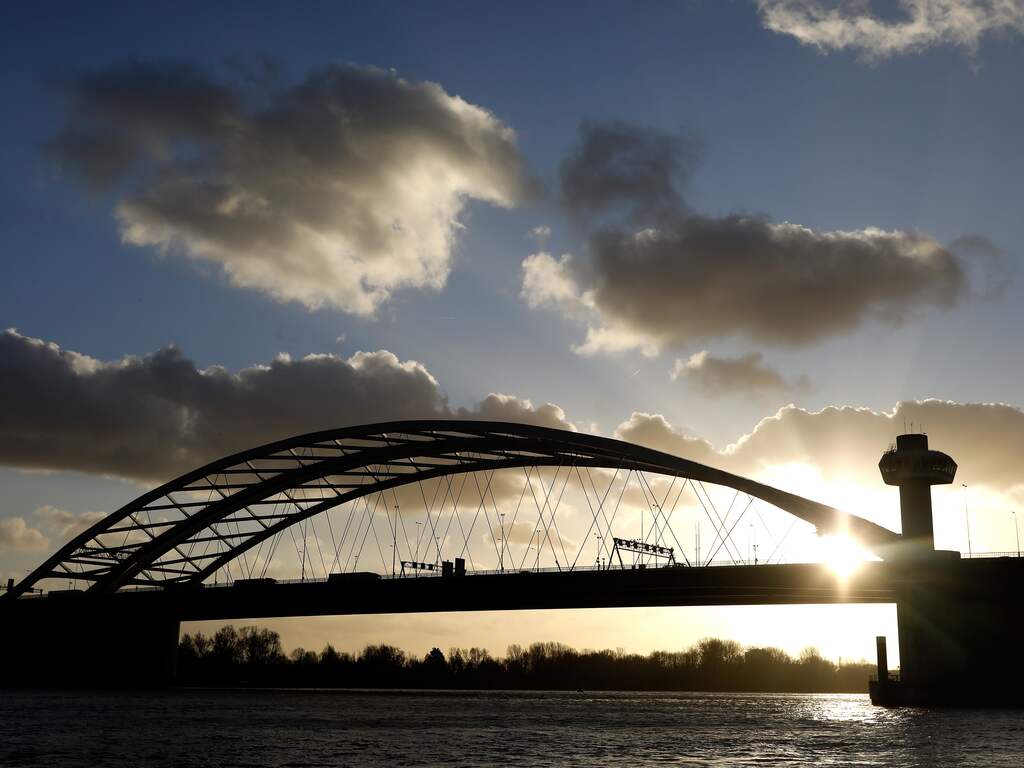Kosten renovatie Van Brienenoordbrug lopen op tot mogelijk 2 miljard euro