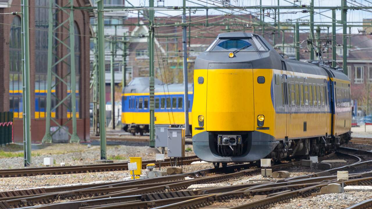 Treinen tussen Breda en Gilze-Rijen staan tot na middernacht stil door ...