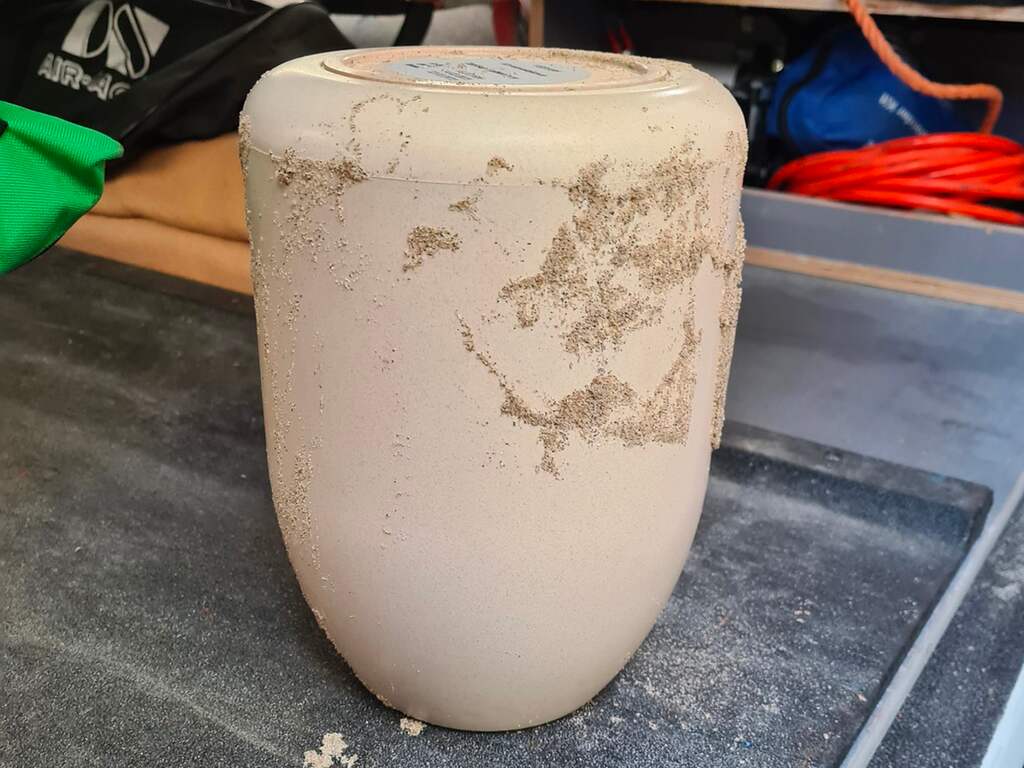 urn strand Zuid-Holland