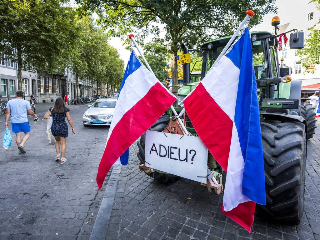 Zeker elf boerenorganisaties willen verkennend gesprek voeren met Remkes