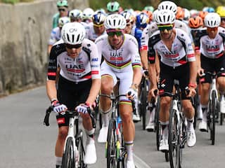 Live Ronde van Lombardije | Bekijk de koerssituatie in laatste wedstrijd Mollema