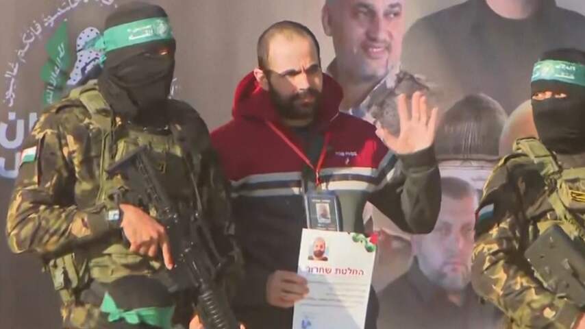 Hamas laat twee Israëlische gegijzelden vrij