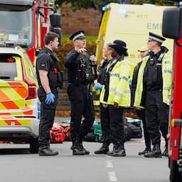 Vier gewonden na aanslag met auto en mes bij synagoge Manchester, verdachte neergeschoten