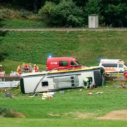Vier passagiers ongeluk Zwitserland zondag teruggekeerd, minder dan verwacht