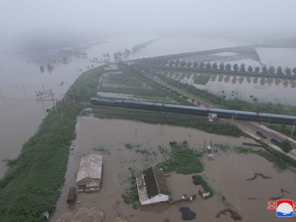 Poetin biedt Noord-Korea hulp aan na overstromingen