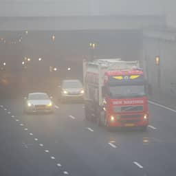 Code geel in westen van het land door dichte mist, zicht minder dan 200 meter