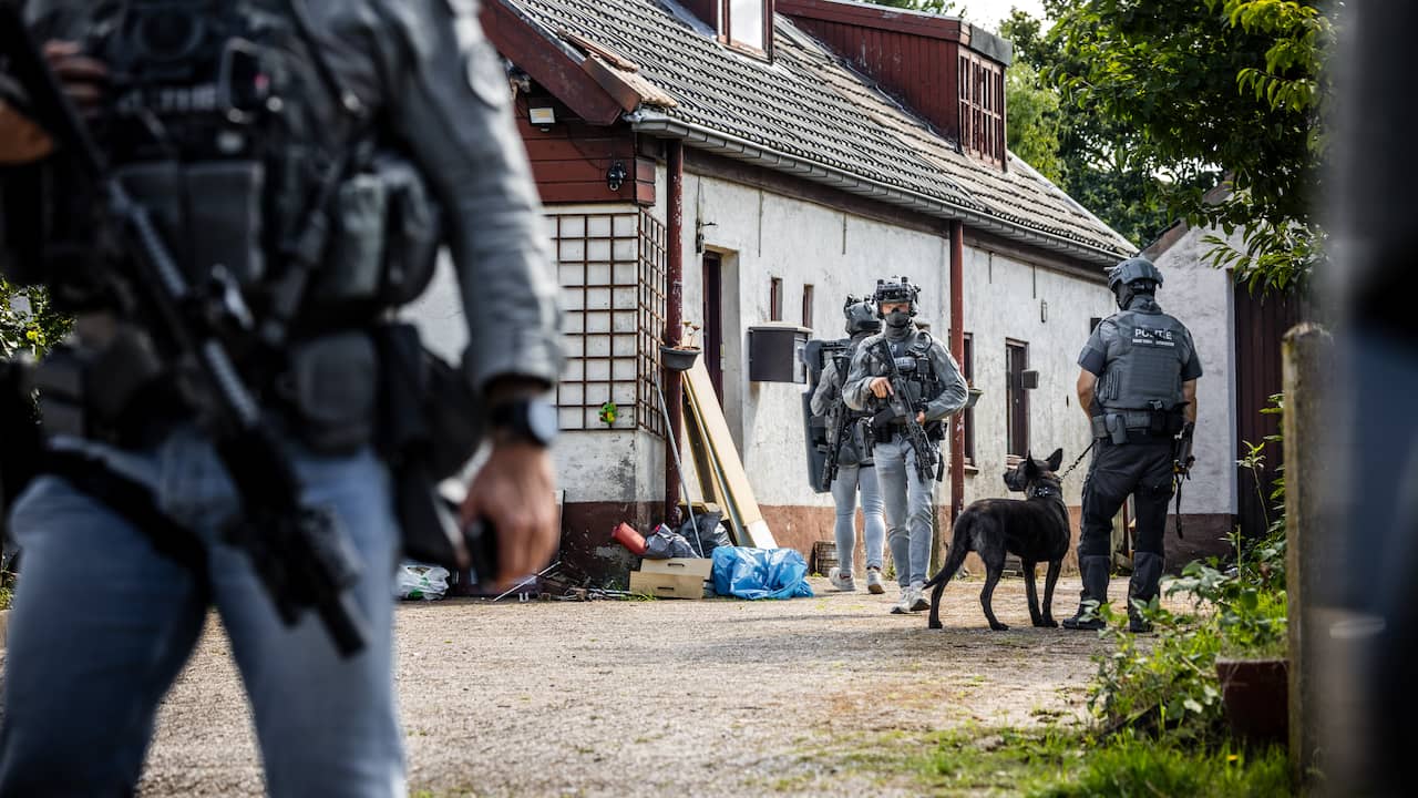 Video | Huis Overasselt wordt een jaar gesloten