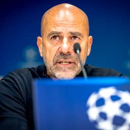 PSV-coach Bosz vindt ophef over beuk Van Bommel 'belachelijk en lachwekkend'