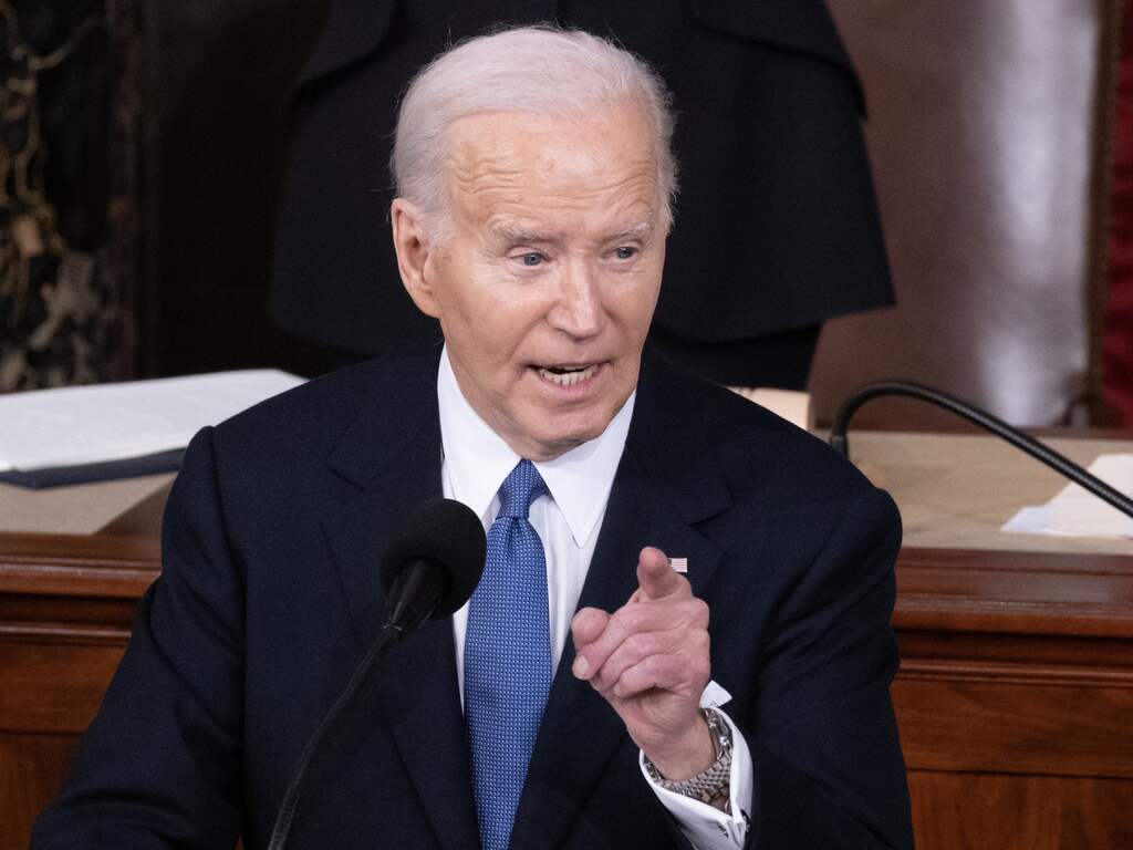 Biden haalt in State of the Union fel uit naar Trump over Rusland en migranten